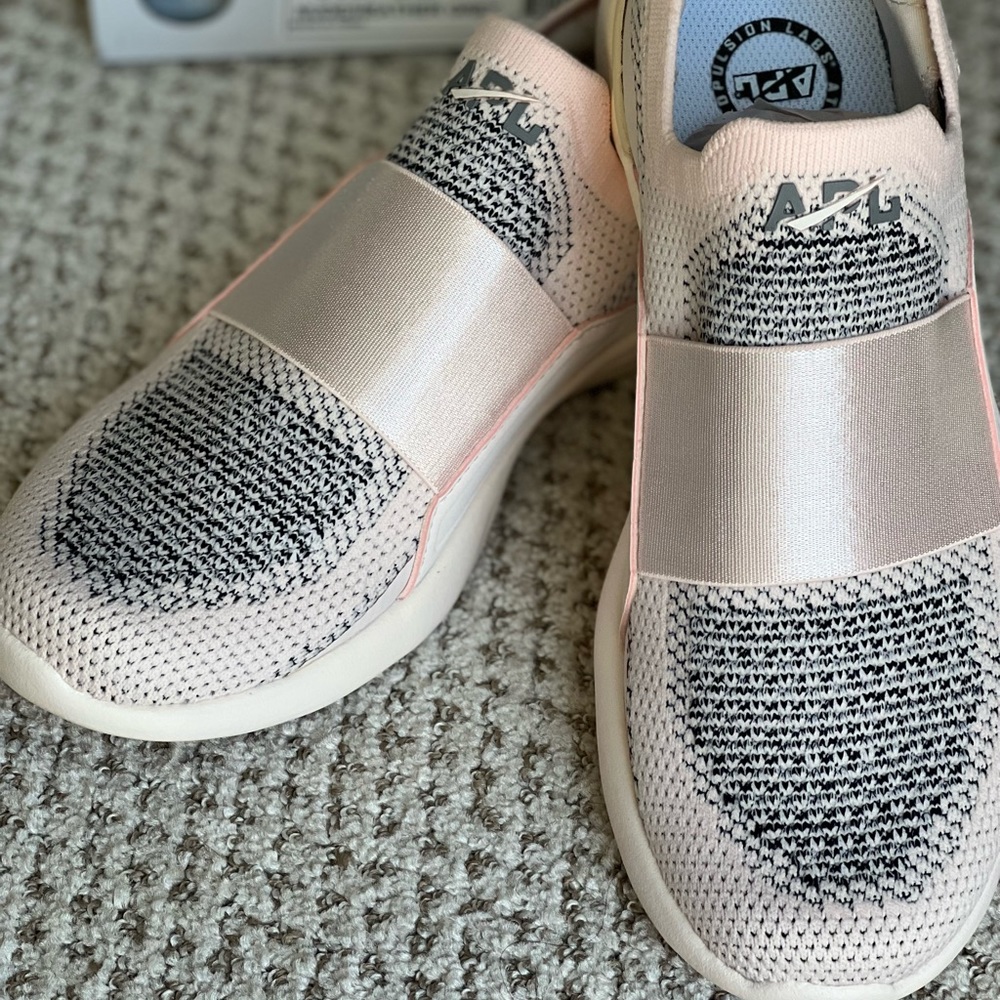 APL TECHLOOM BLISS